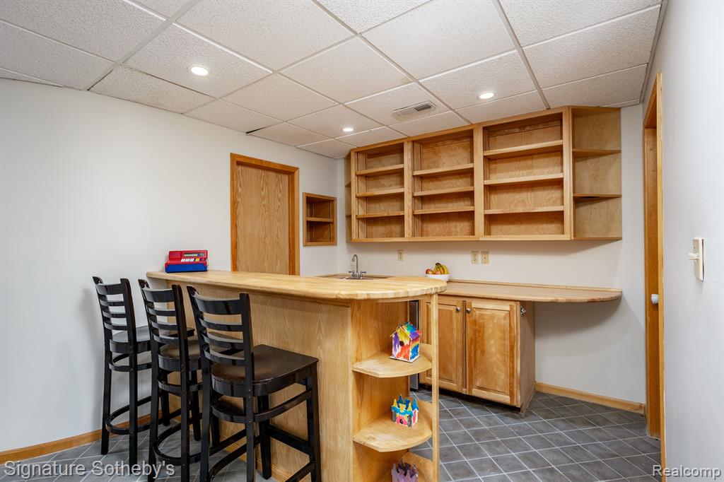 4718 Wildflower Court, Ann Arbor, MI 48108 — Photo 5