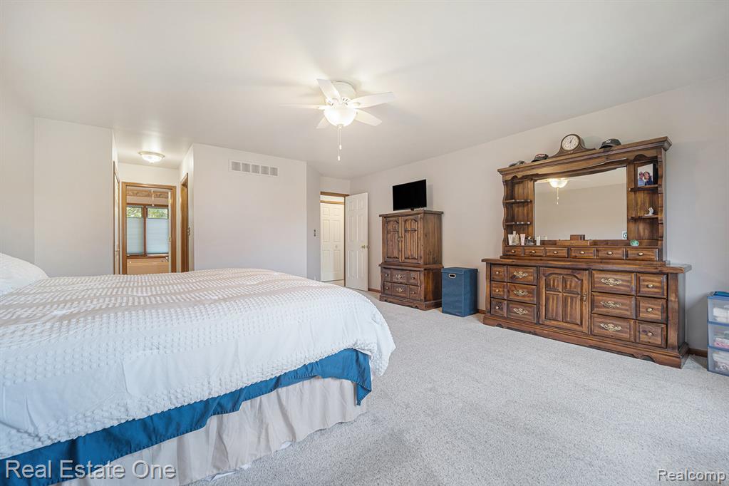 54448 Verona Park Drive, Macomb, MI 48042 — Photo 20