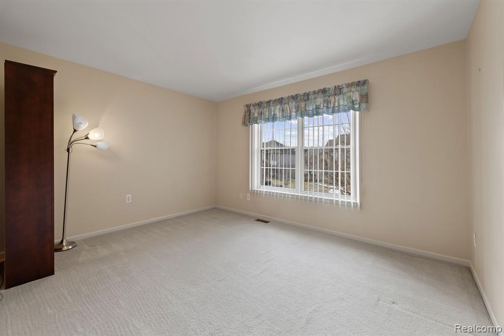 48548 Fairmont Drive, Macomb, MI 48044 — Photo 33