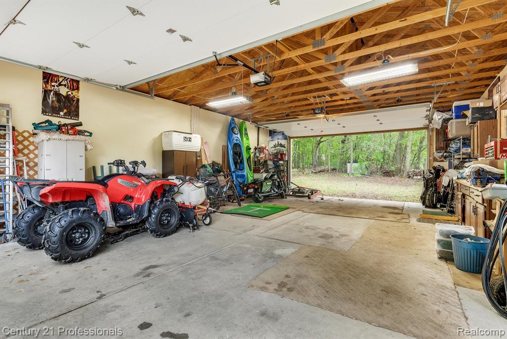 9601 KIER Road, Holly, MI 48442 — Photo 59