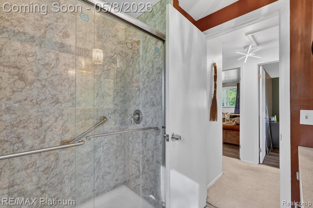 1254 Heathercrest Drive, Flint, MI 48532 — Photo 61