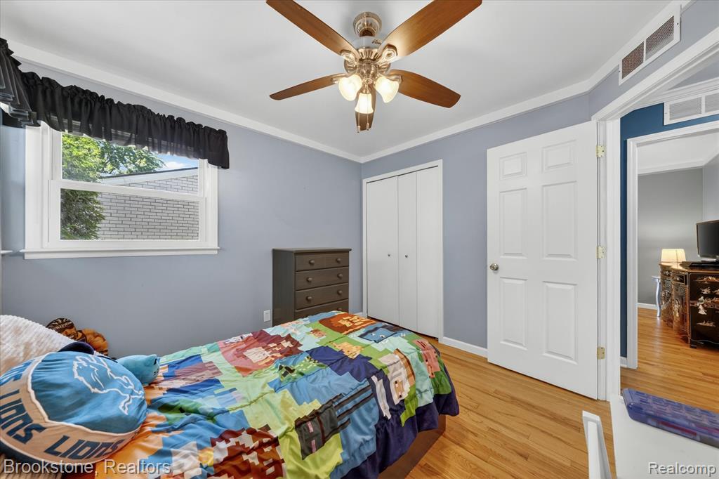 23784 Linne Street, Clinton Twp, MI 48035 — Photo 30