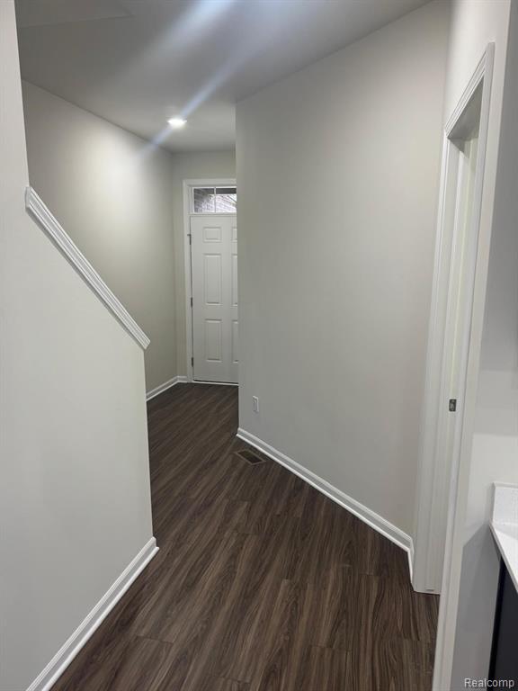 629 ADDISON Circle, Walled Lake, MI 48390 — Photo 16