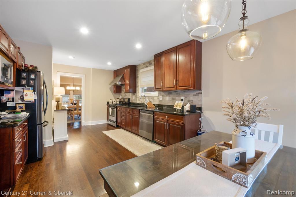 634 S HARVEY Street, Plymouth, MI 48170 — Photo 14