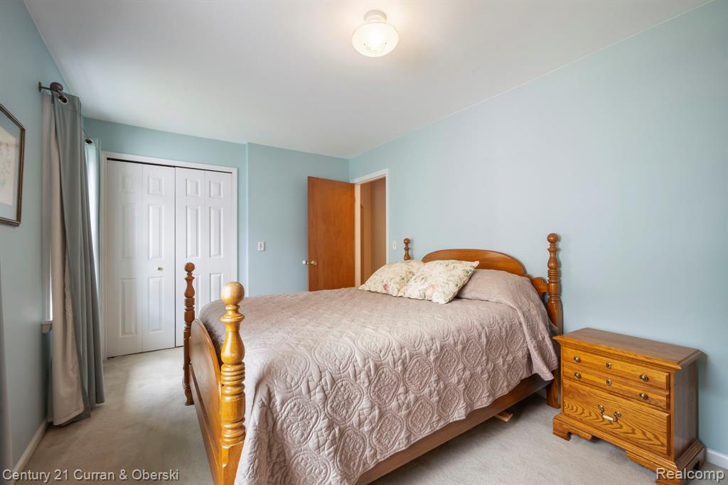 551 N Evergreen Street, Plymouth, MI 48170 — Photo 27