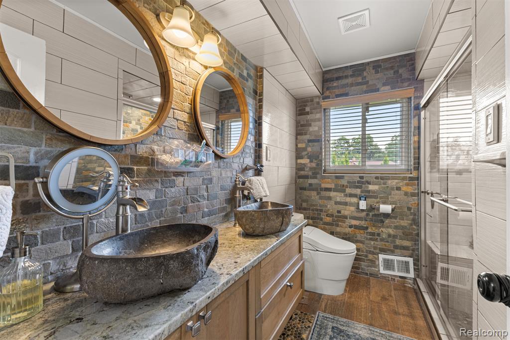 8570 Rockland Street, Dearborn Heights, MI 48127 — Photo 11