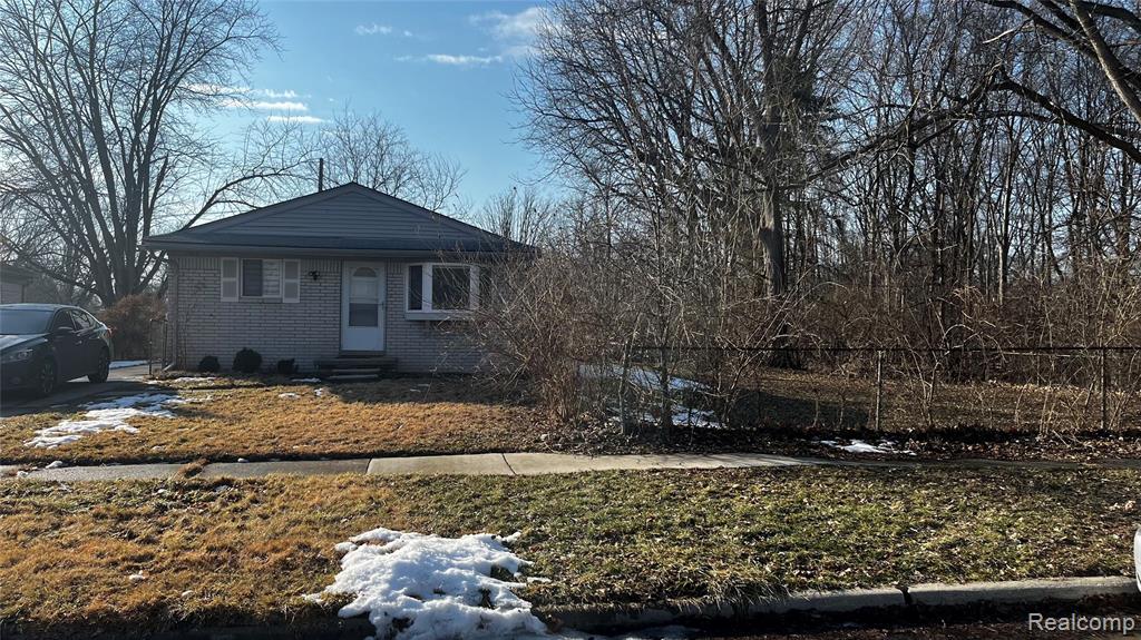 7715 Deering Street, Westland, MI — front exterior