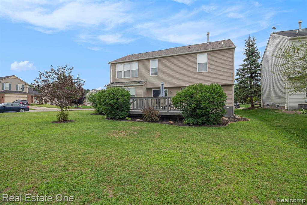 852 Deer Run Lake Road, Holly, MI 48442 — Photo 35