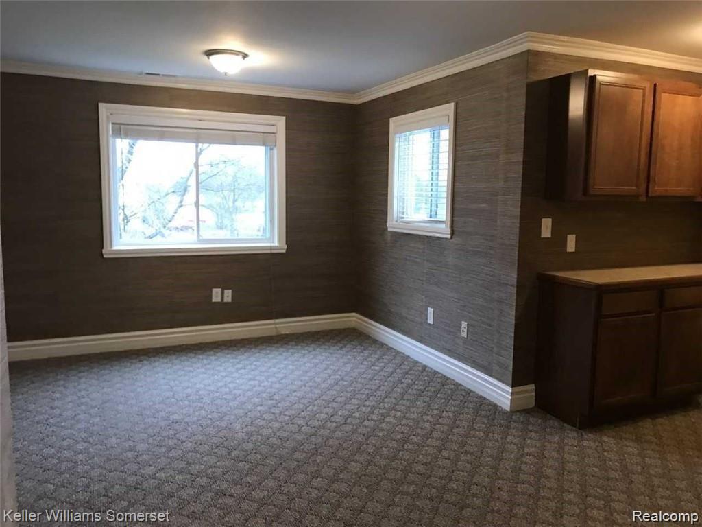 18541 Utica, Roseville, MI 48066 — Photo 19