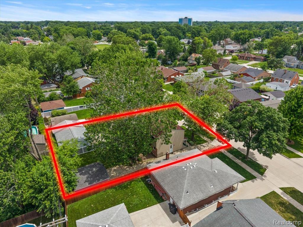 754 W Baker Avenue, Commerce Twp, MI — Photo 44