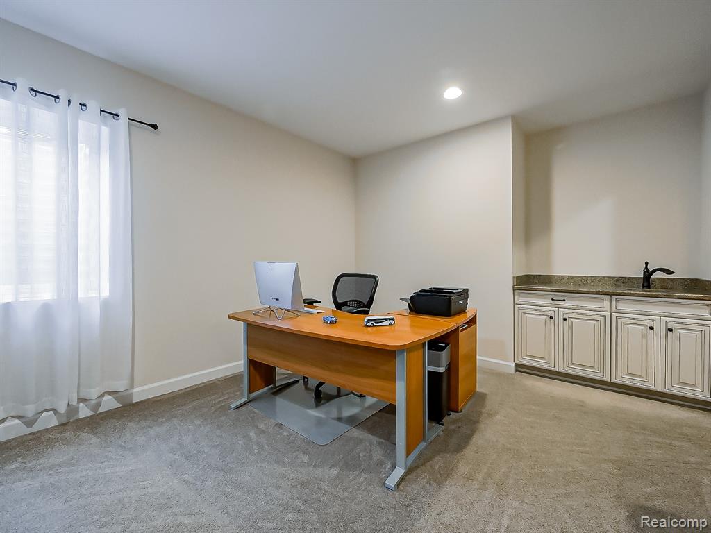 7212 Berry, West Bloomfield, MI — Photo 52