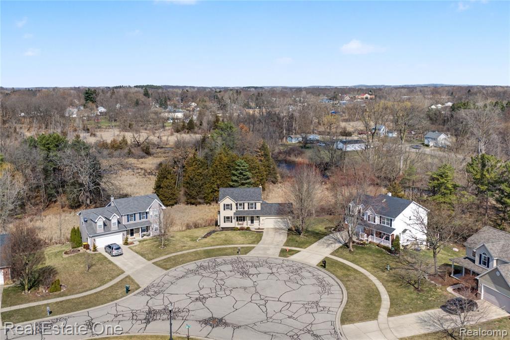 439 Brentwood Drive, Pinckney, MI 48169 — Photo 5