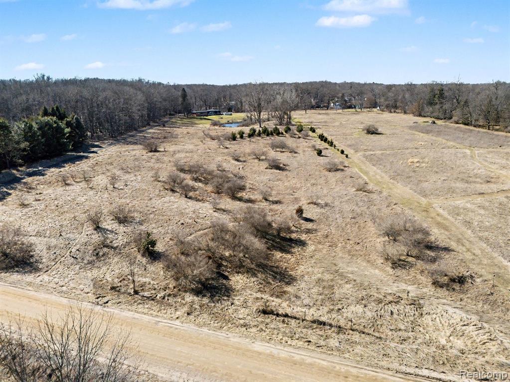 6951 Fish Lake Road, Holly, MI 48442 — Photo 12
