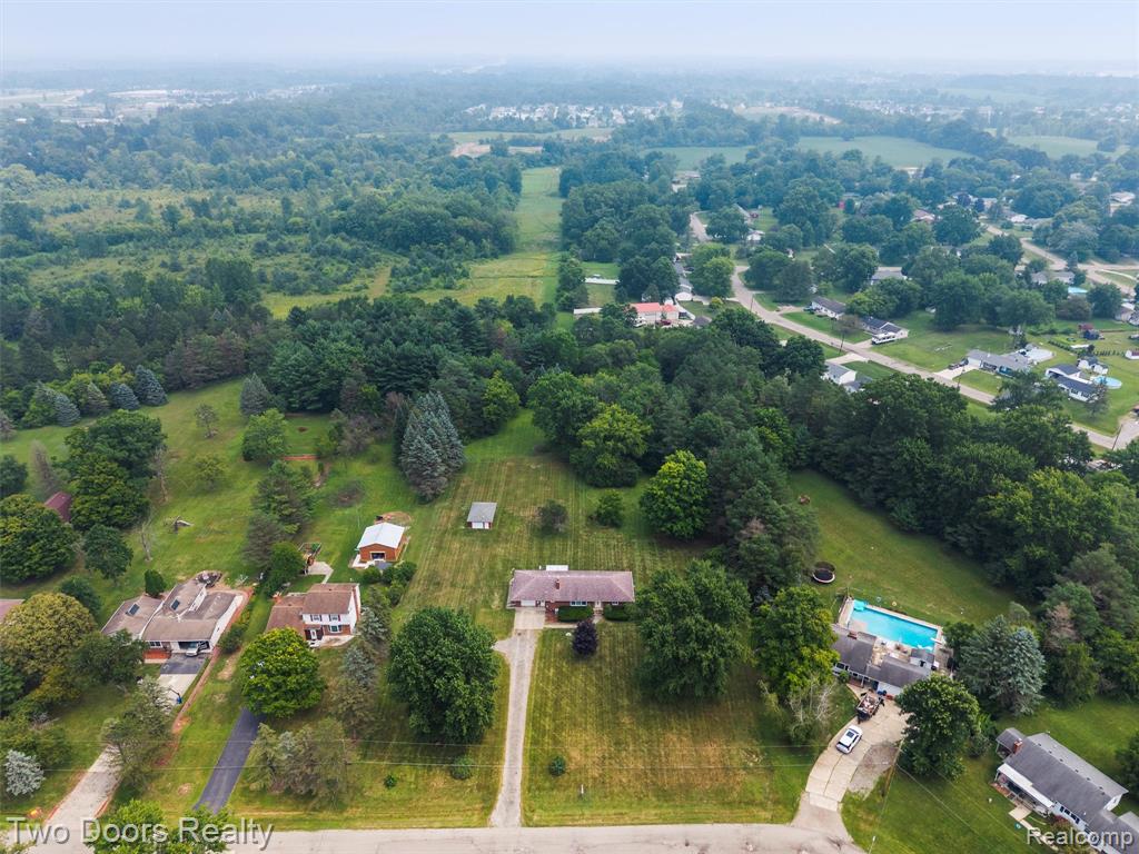7137 Blankenship Circle, Davison, MI 48423 — Photo 10