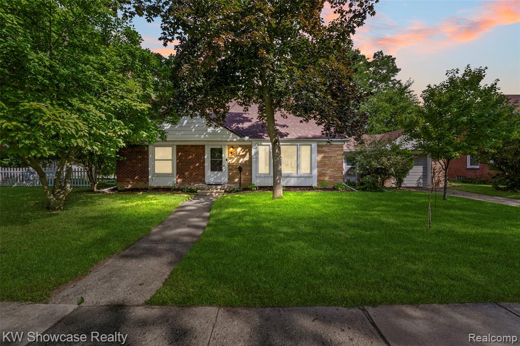 15086 Delaware Avenue, Redford, MI 48239