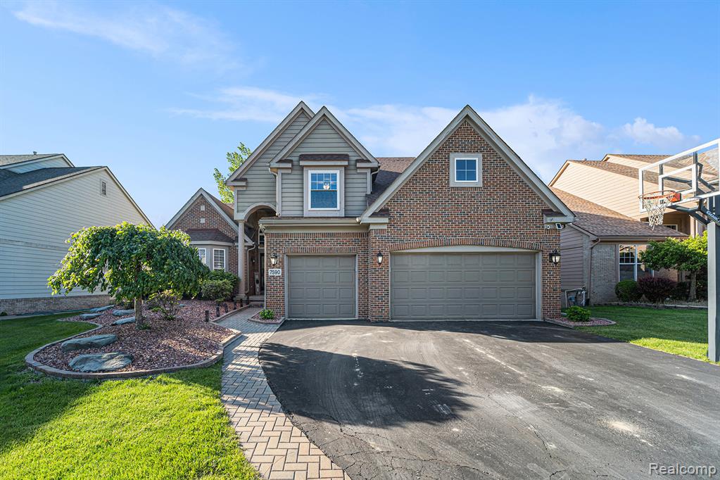 7590 Acorn Hill Court, West Bloomfield, MI 48323 — Photo 2