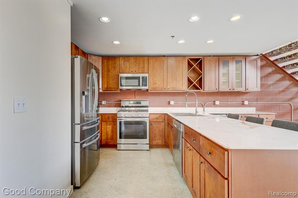 98 N Gratiot Avenue, Mount Clemens, MI 48043 — Photo 8