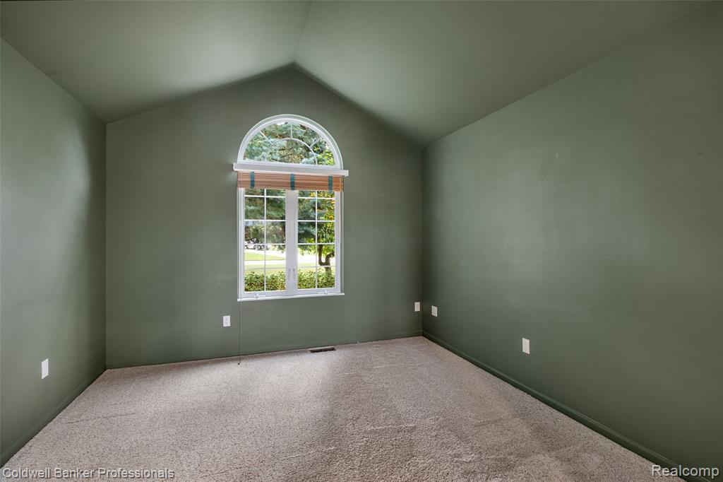 468 Orchard Ridge Drive, Lake Orion, MI 48362 — Photo 25