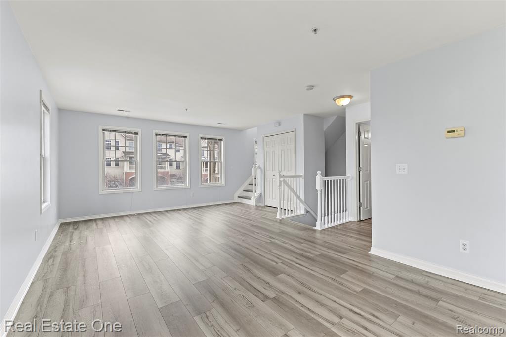3939 Forester Boulevard, Auburn Hills, MI 48326 — Photo 8