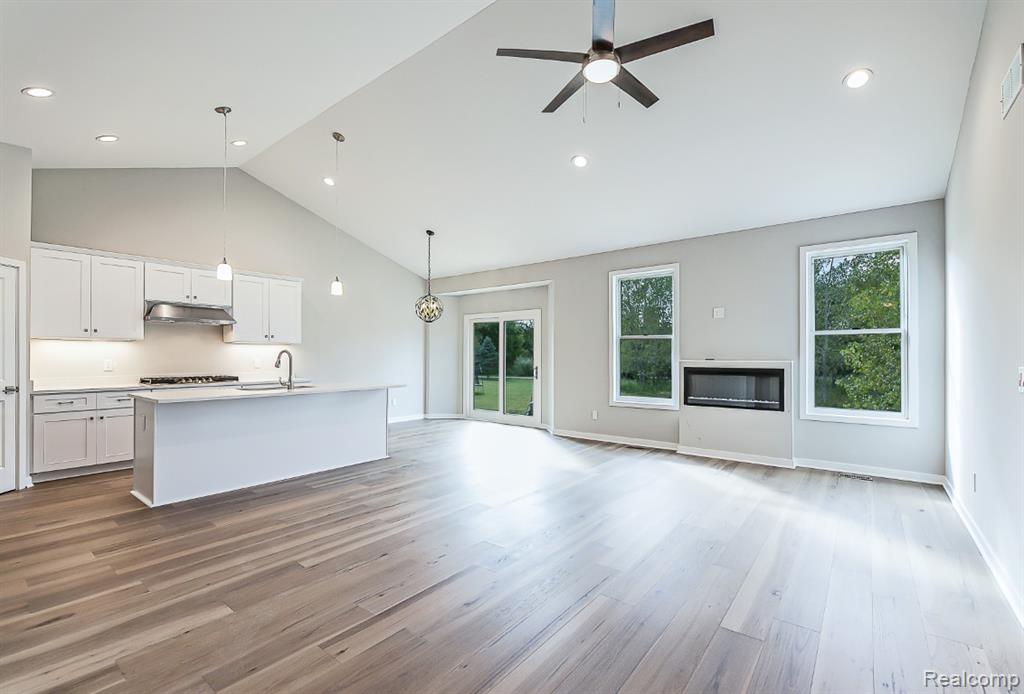 9758 Iosco Ridge Drive, Gregory, MI 48137 — Photo 8