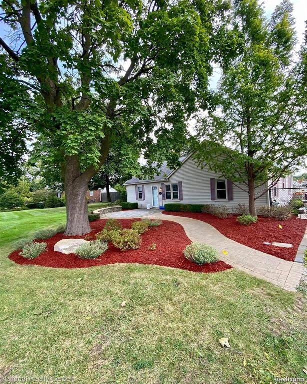 496 E Avon Road, Rochester Hills, MI 48307 — Photo 4