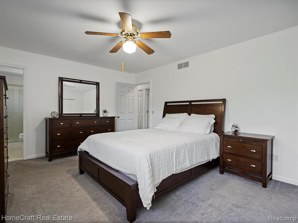 44217 DARTMOUTH Street, Canton, MI 48188 — Photo 23