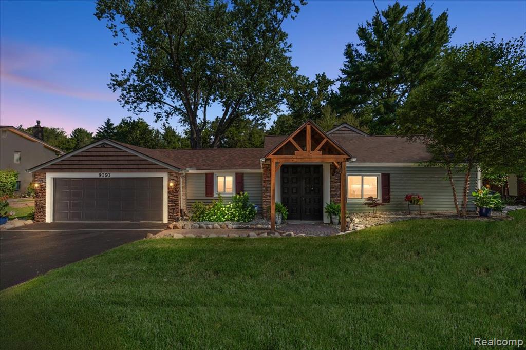 9050 Marilyn Terrace, Commerce Twp, MI 48382 — Photo 5