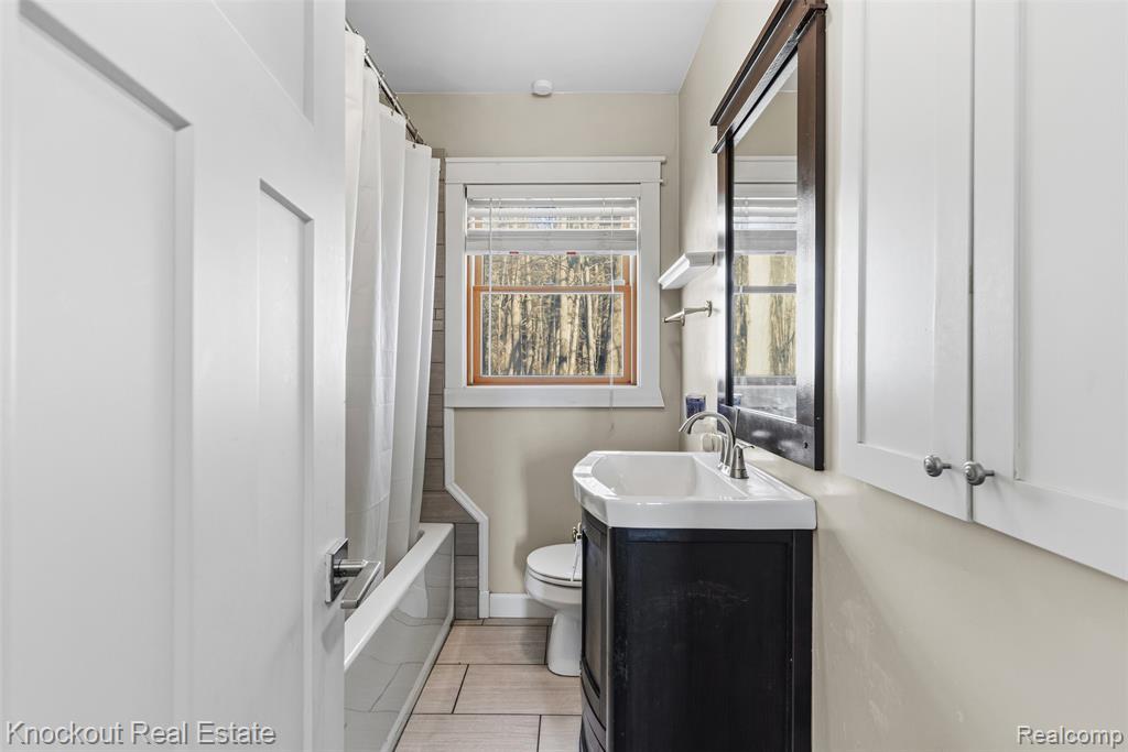 10277 Elms Road, Birch Run, MI 48415 — Photo 16