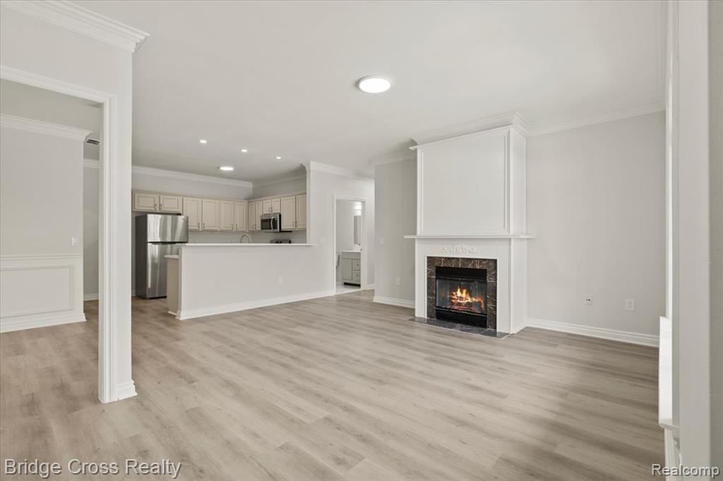 5685 Twin Oaks Drive, Sterling Heights, MI 48314 — Photo 3
