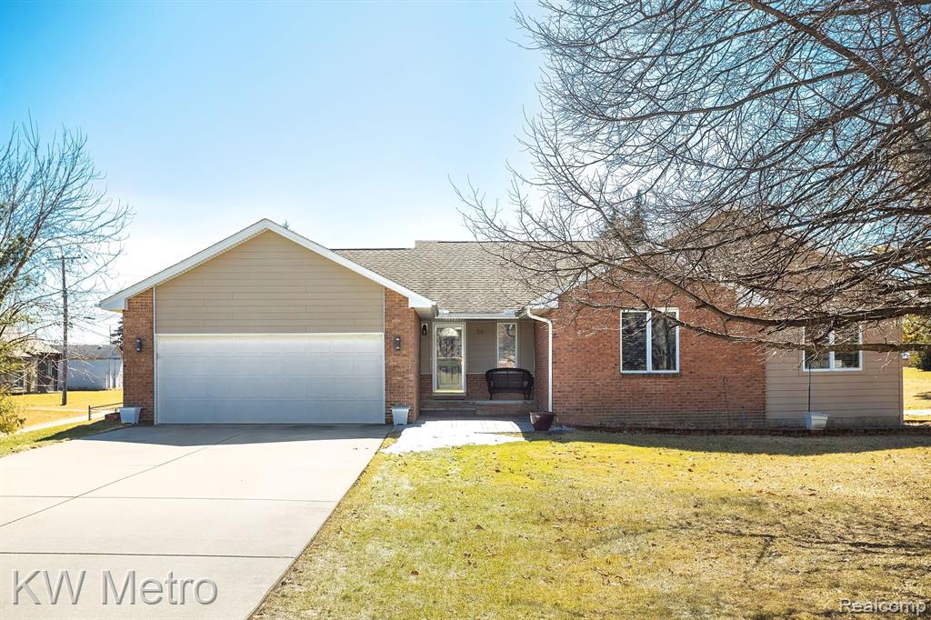 55 BOYKEN Road, Rochester Hills, MI 48307 — Photo 48