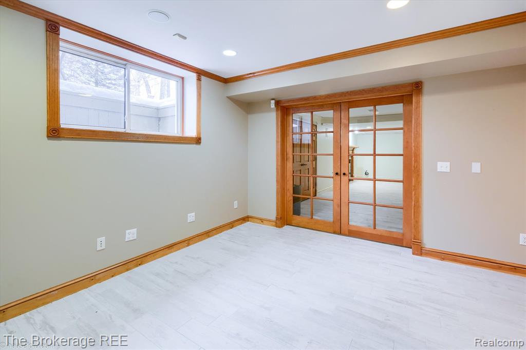 5475 Woodfield Parkway, Grand Blanc, MI 48439 — Photo 84