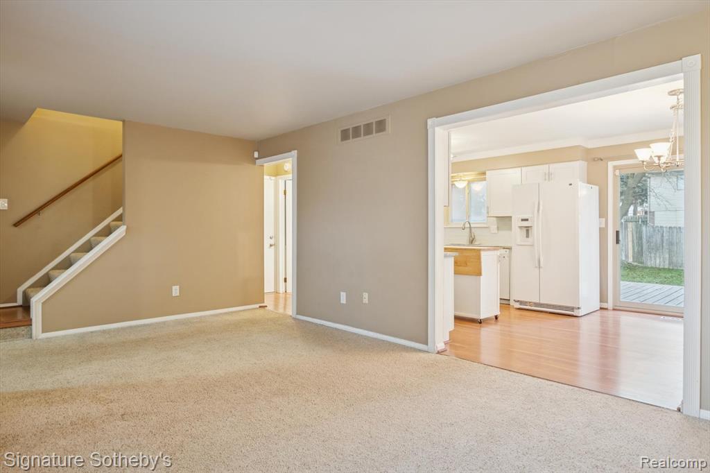 4254 Halkirk Drive, Waterford, MI — Photo 7