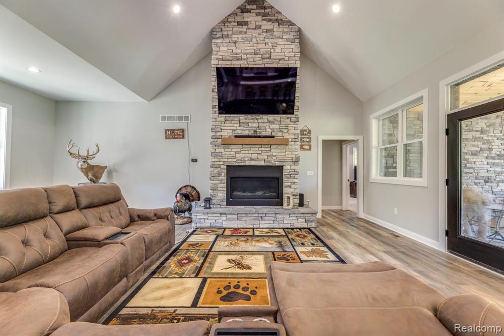 4697 Emmett Road, Emmett, MI 48022 — Photo 3