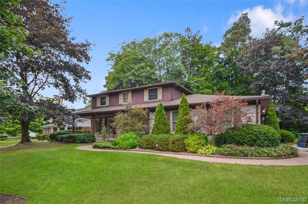 53645 Lambeth Court, Shelby Twp, MI 48316 — Photo 4