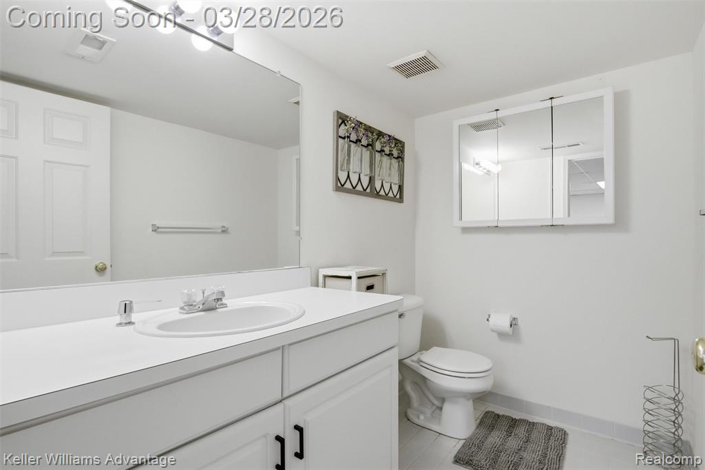6487 Sheppard Drive, Westland, MI — Photo 27