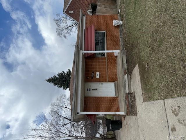 7667 Greenview Avenue, Detroit, MI 48228 — front exterior