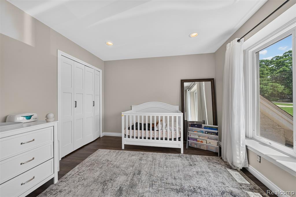 5136 Commerce Road, West Bloomfield, MI 48324 — Photo 44