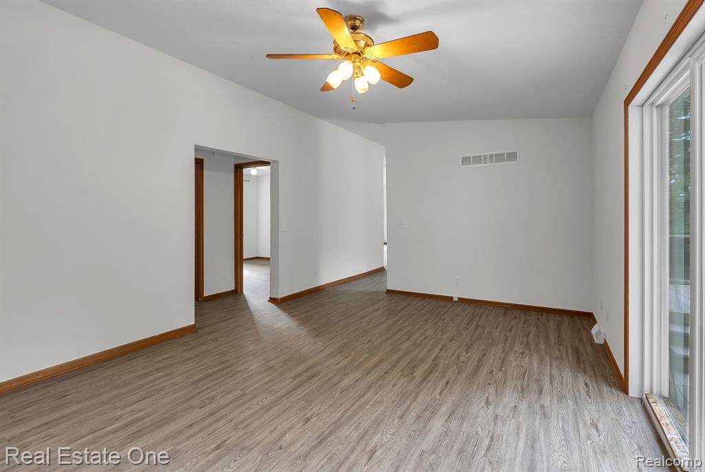 72021 Romeo Plank Road, Armada, MI — Photo 24