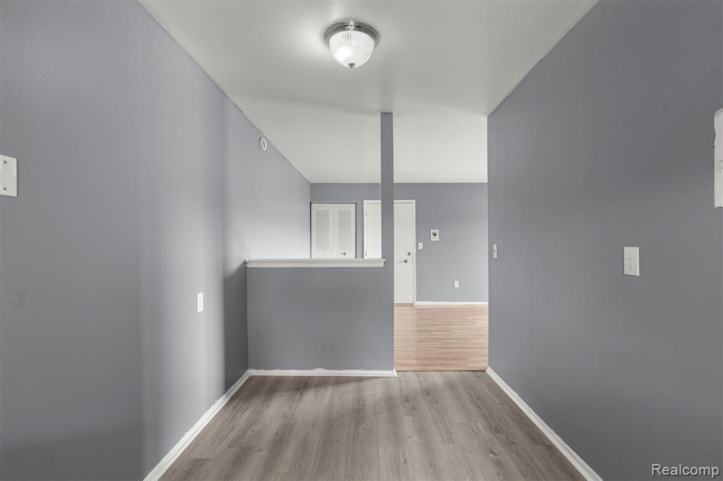 9993 Allen Pointe Drive, Allen Park, MI 48101 — Photo 13