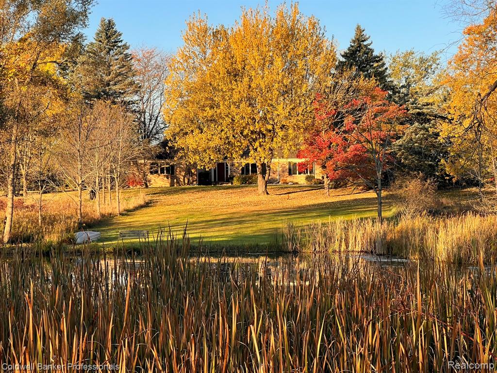 4380 Warwick Circle Drive, Grand Blanc, MI 48439 — Photo 40