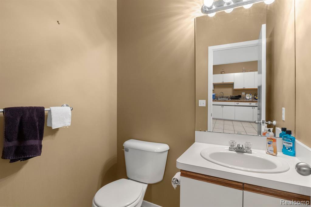 30997 CENTENNIAL Drive, Novi, MI 48377 — Photo 12