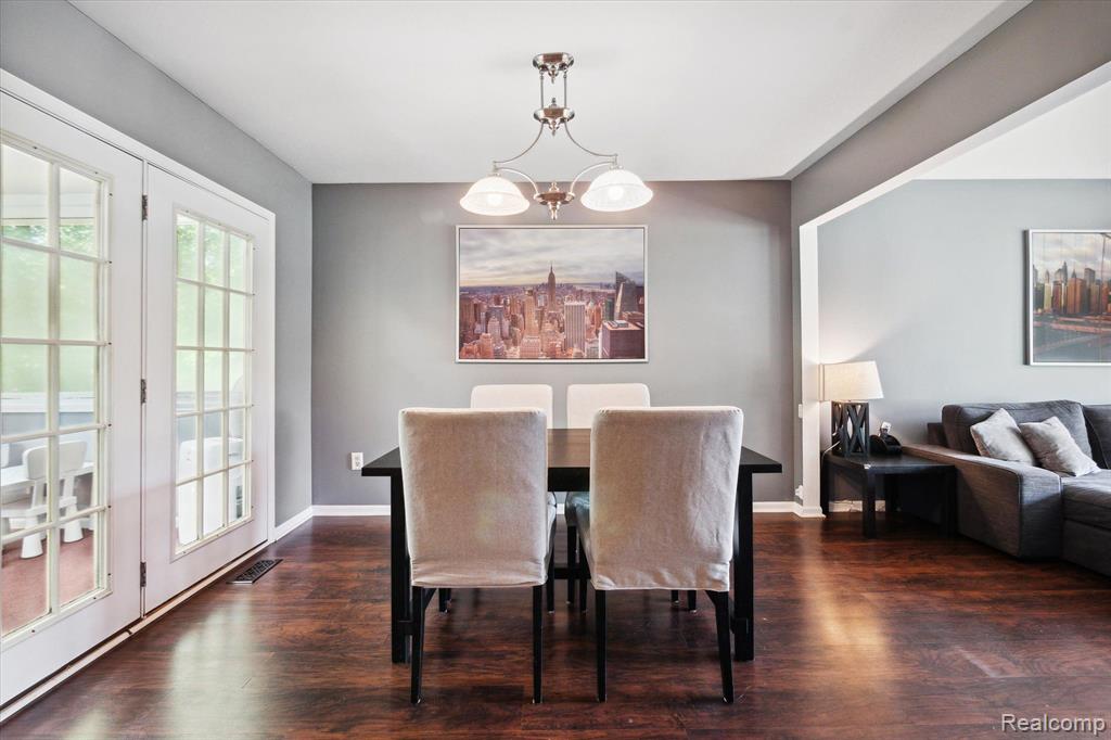4060 STANMOOR Drive, Waterford, MI 48329 — Photo 14