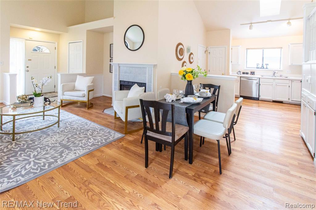 2521 Country Village Court, Ann Arbor, MI 48103 — Photo 13