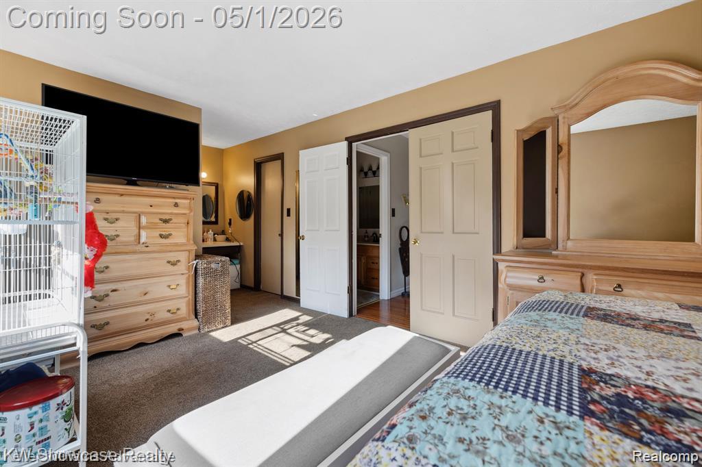 543 Woodland Drive, South Lyon, MI 48178 — Photo 12