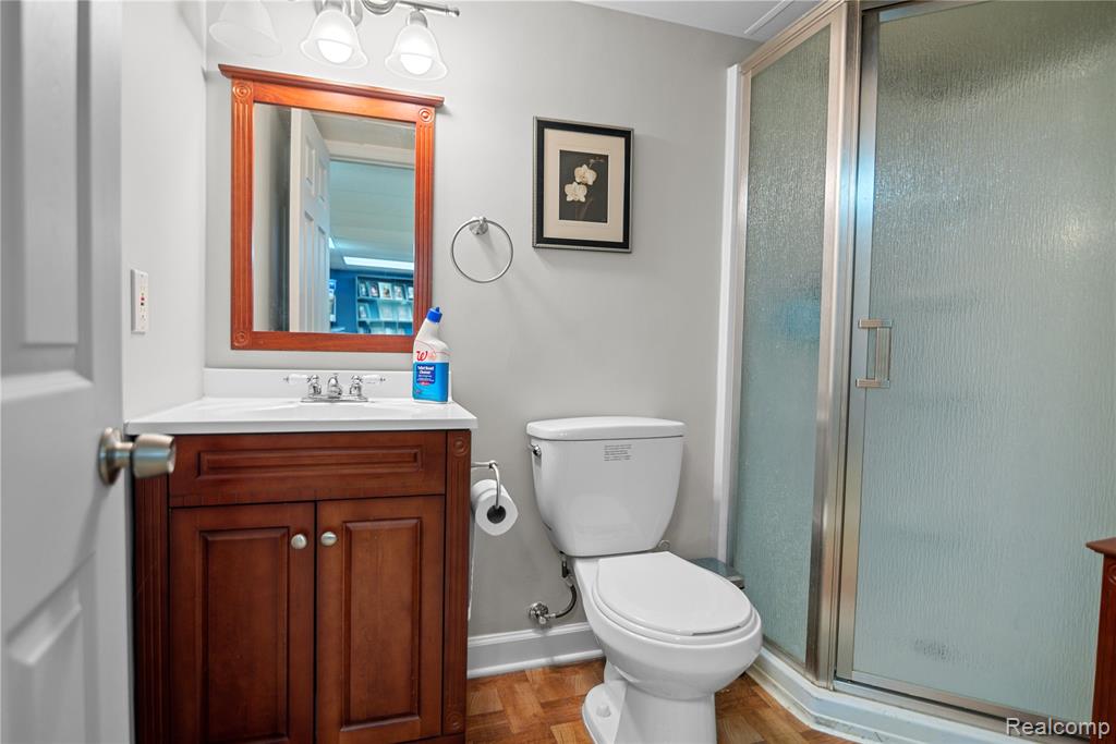 7975 Woodingham, West Bloomfield, MI — Photo 23