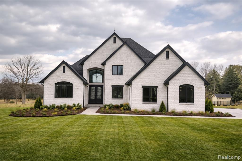 01 Bur Oak Lane, Oakland, MI — Photo 2