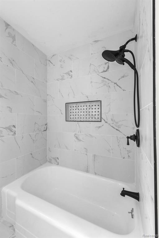 10015 Marion, Redford, MI 48239 — Photo 24