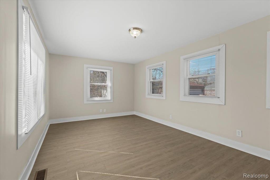 17567 Greenlawn Street, Detroit, MI 48221 — Photo 10