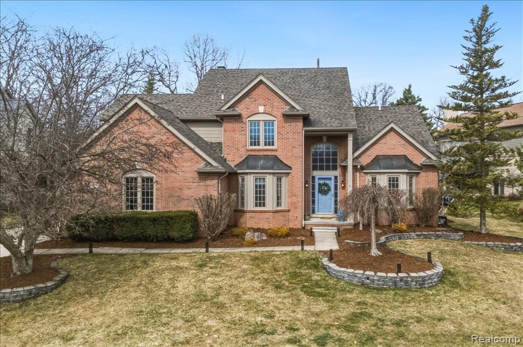 4471 S Castlewood Court, Auburn Hills, MI 48326 — front exterior