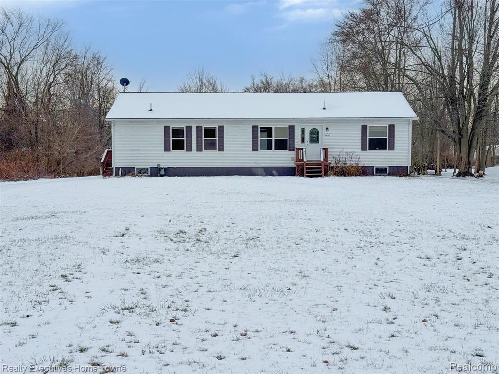 2045 Yeager Street, Port Huron, MI 48060 — Photo 2